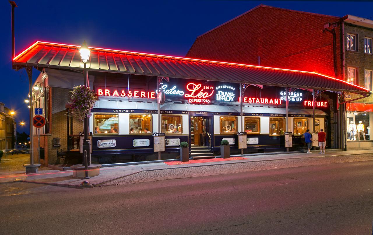 Hotel Leo Station, Villa Et Annexes Bastogne Exterior photo